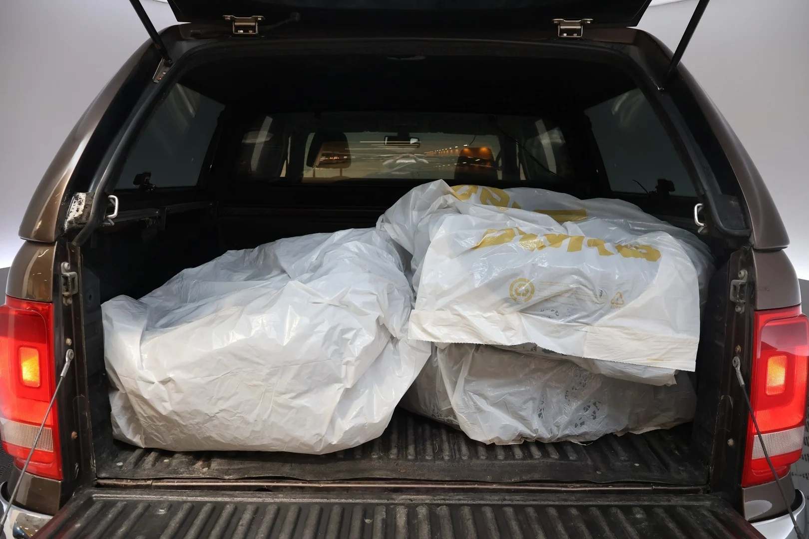 Car Image - 5347cMN4wiGOxn8dyDA4sZ