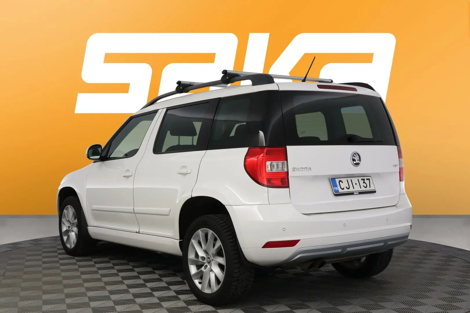 Car Image - 4kZSAhWKROUn5d8N0IbyMp