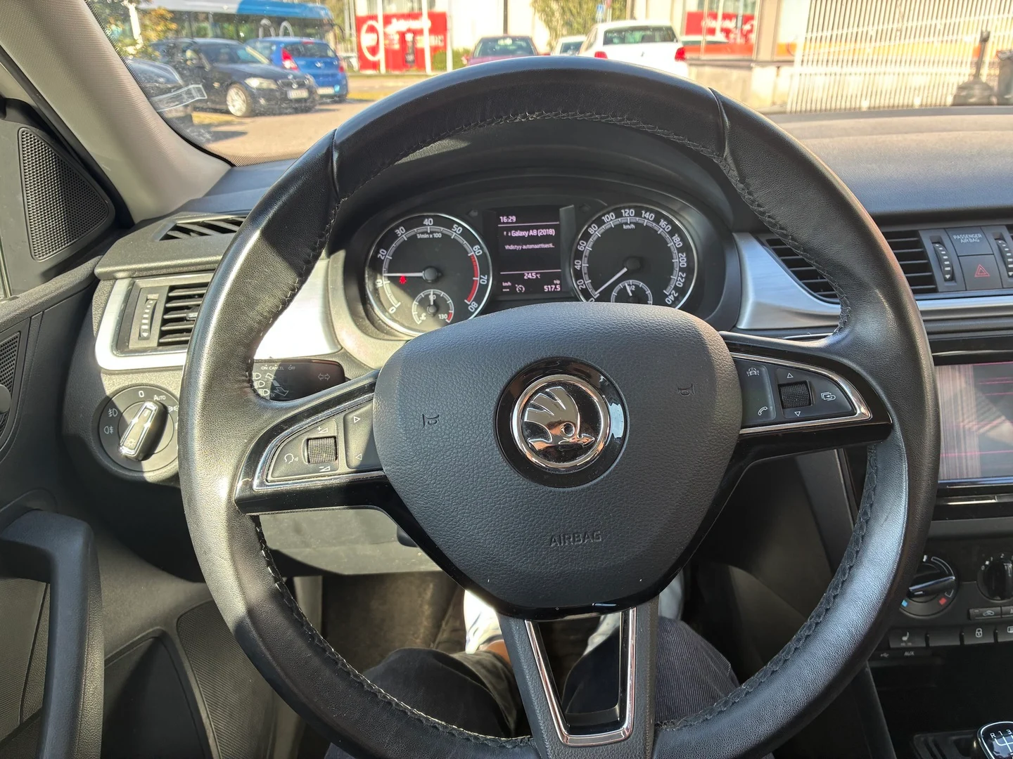 Car Image - 3WwHgHGeJzDmtLocPfrvVc