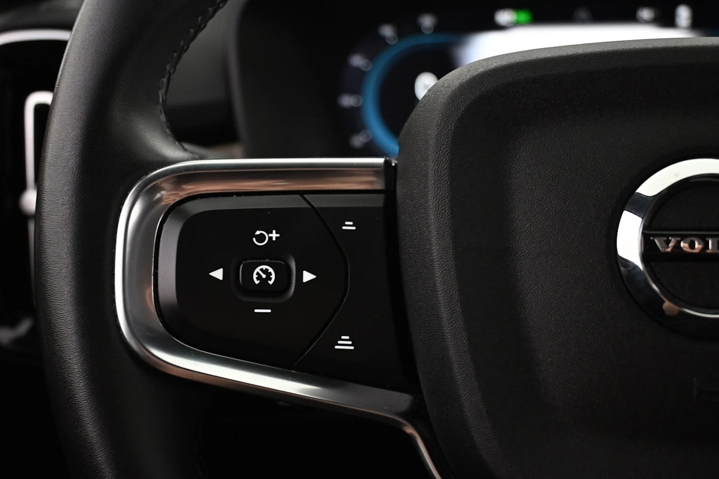 Car Image - 6ASo3uzImekx8Lg2LNgY0Q