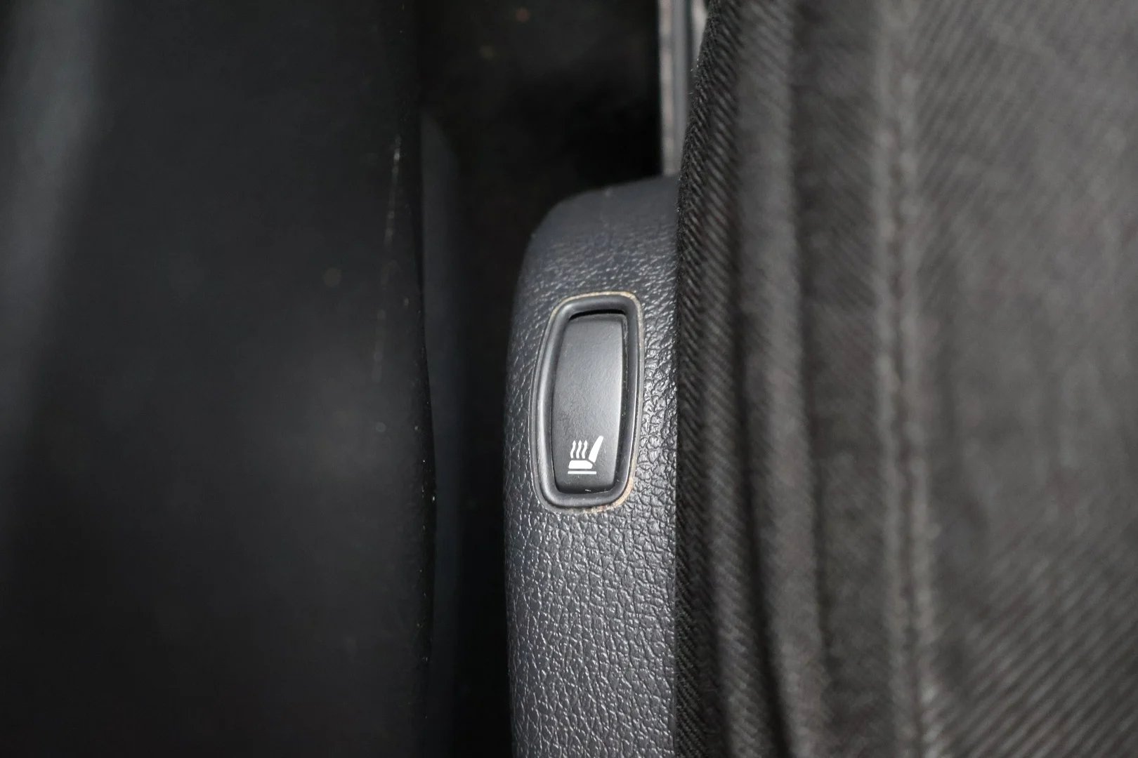 Car Image - CnXe0pq6DG8DyMIPfkCna