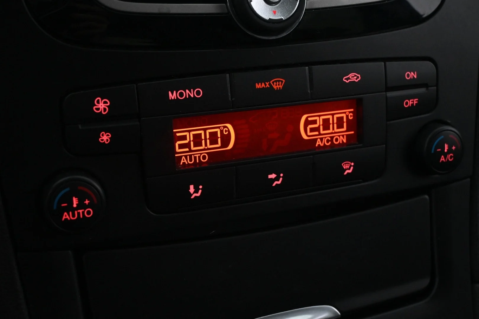 Car Image - 2cNQ7mdBQmKum51xKXoVMH