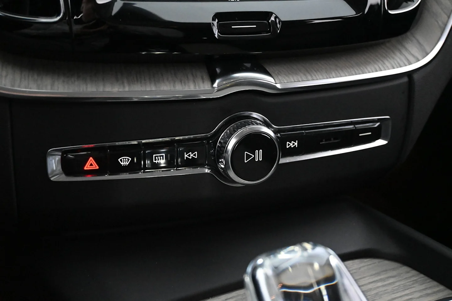 Car Image - m2boAQbSxQxH1pFwrENaH