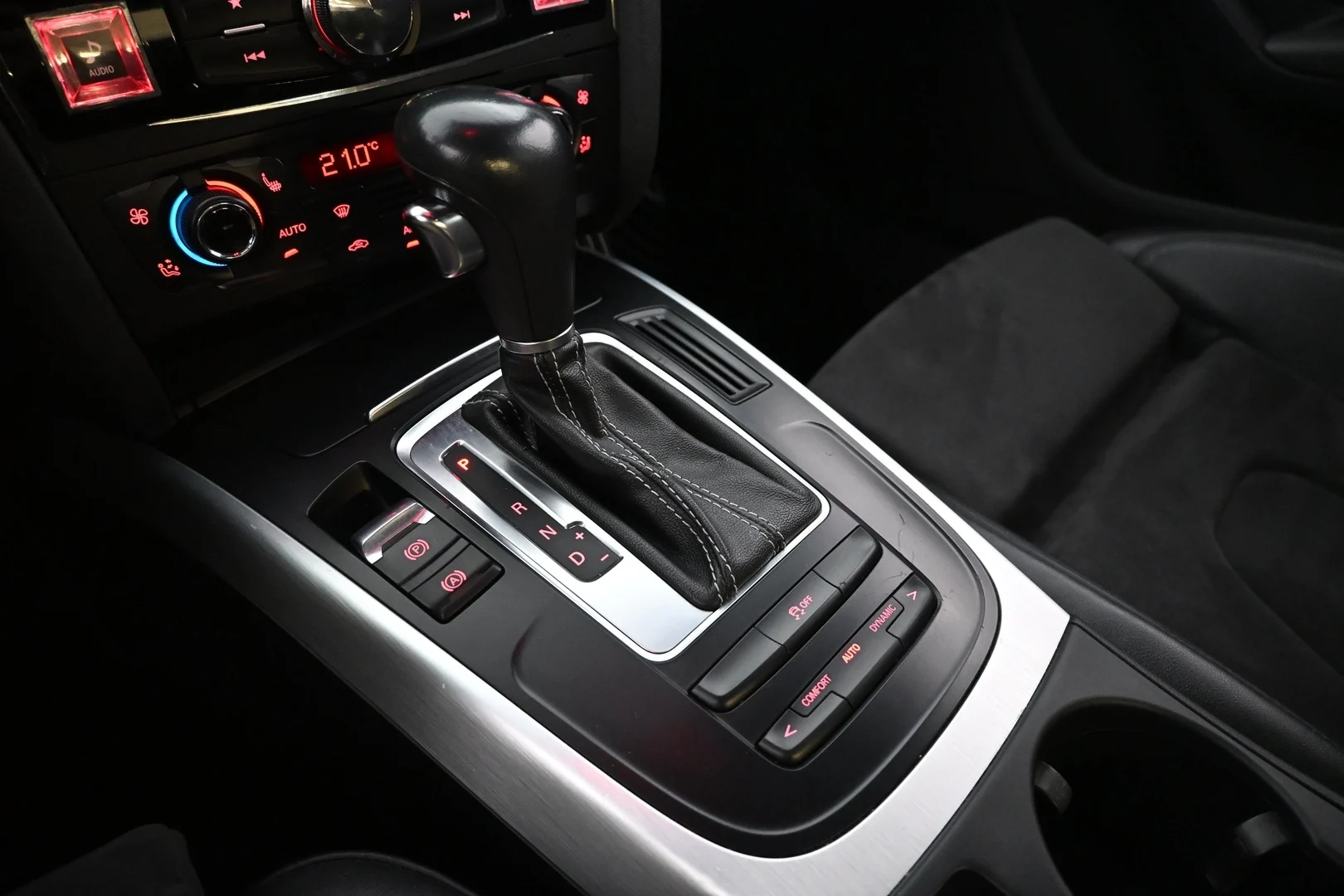 Car Image - pJnDgH3BeAeHvcfWOYcvP