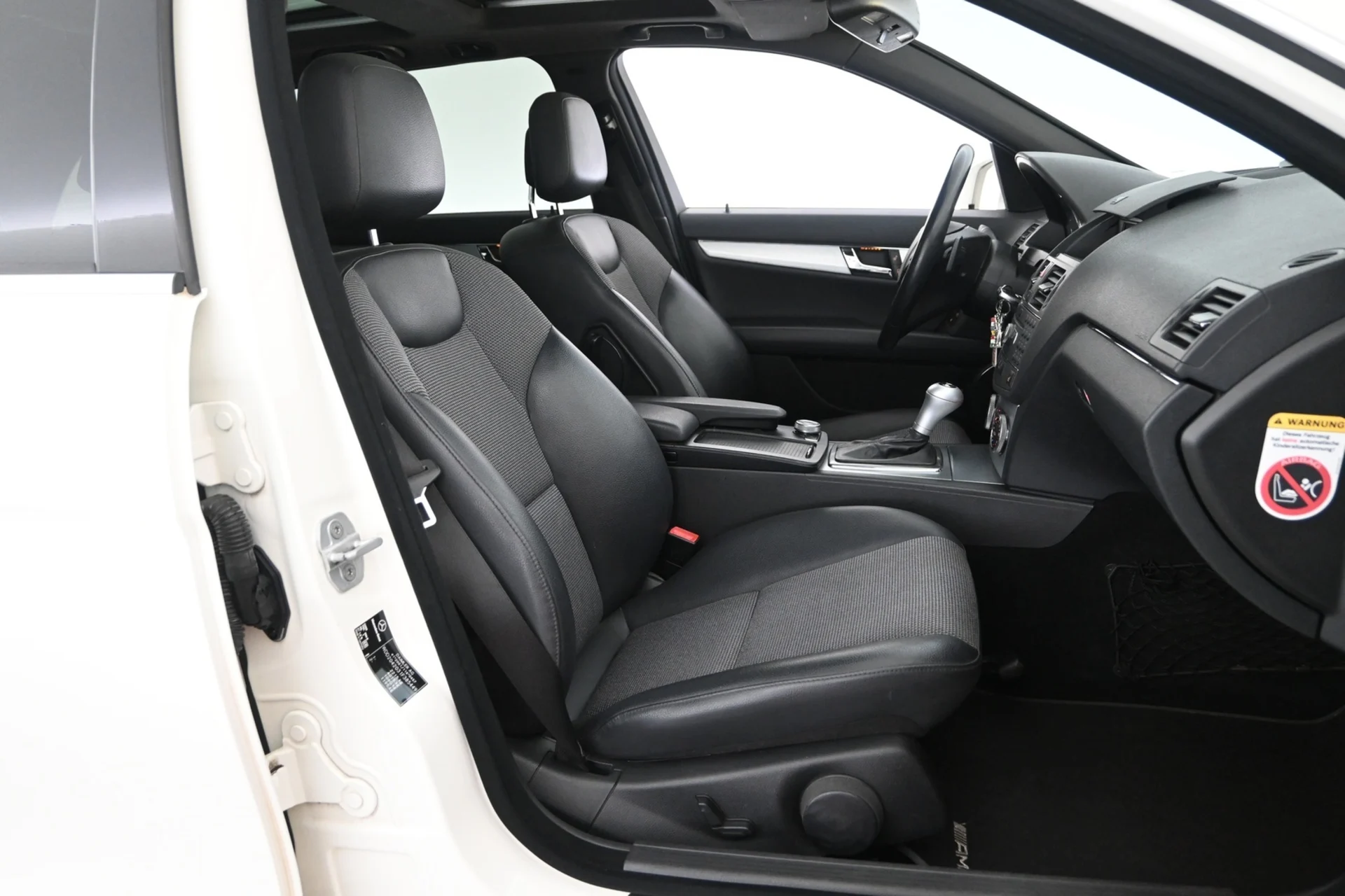 Car Image - 5JZhSFVdK41mf8bl1FBVOn