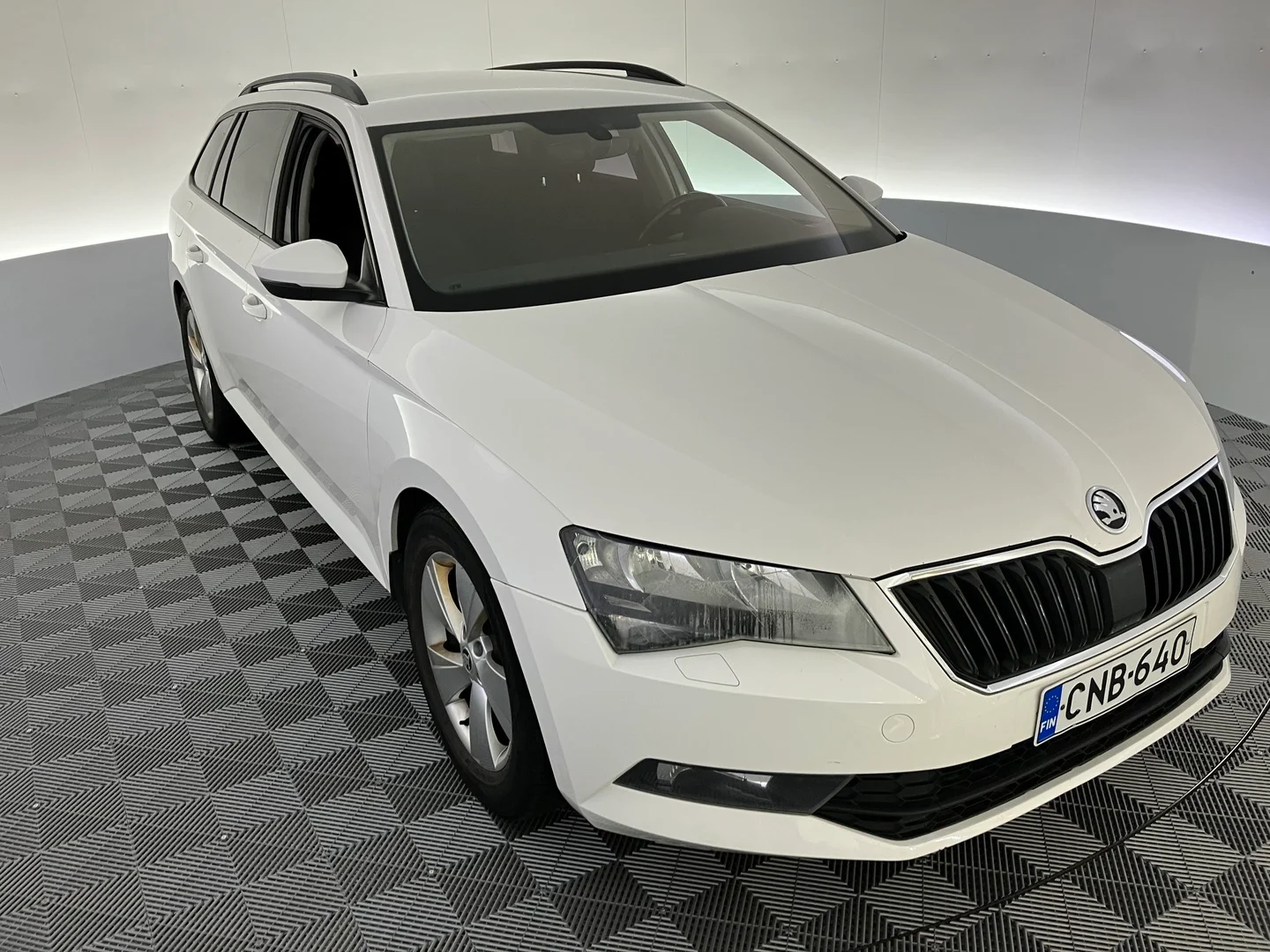 Car Image - 1GYt8zCfA90vLSVuf6sAfk