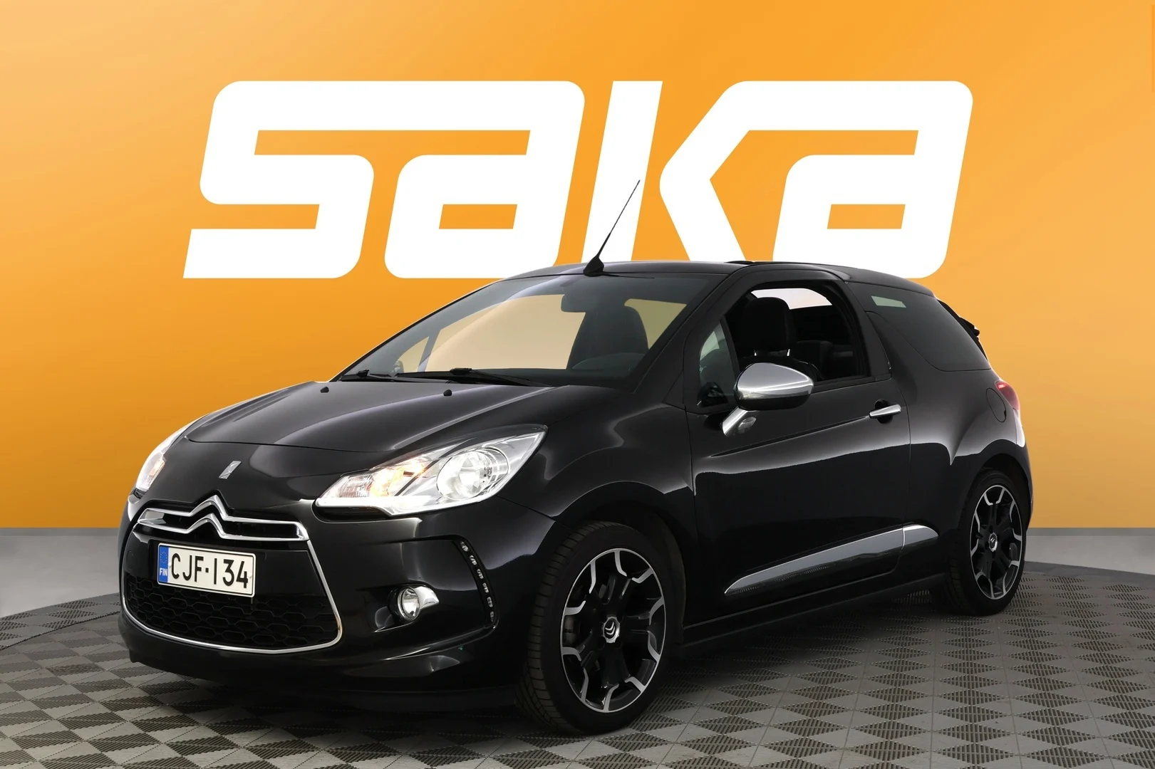 Car Image - xqlHiyB3ajRM6RiQARzM0