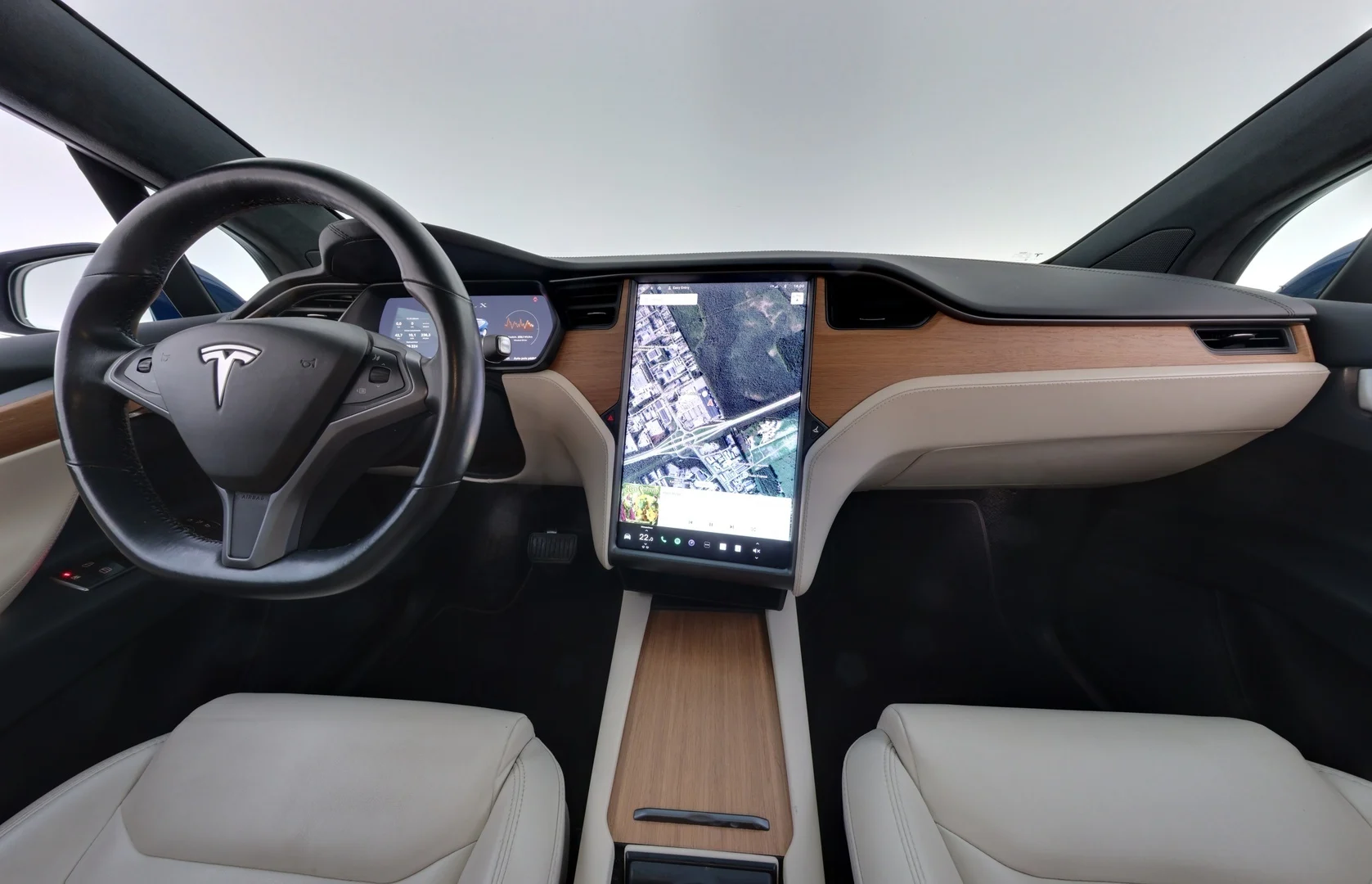 Car Image - ChJHyhUTw0z3gD7FAa0dA
