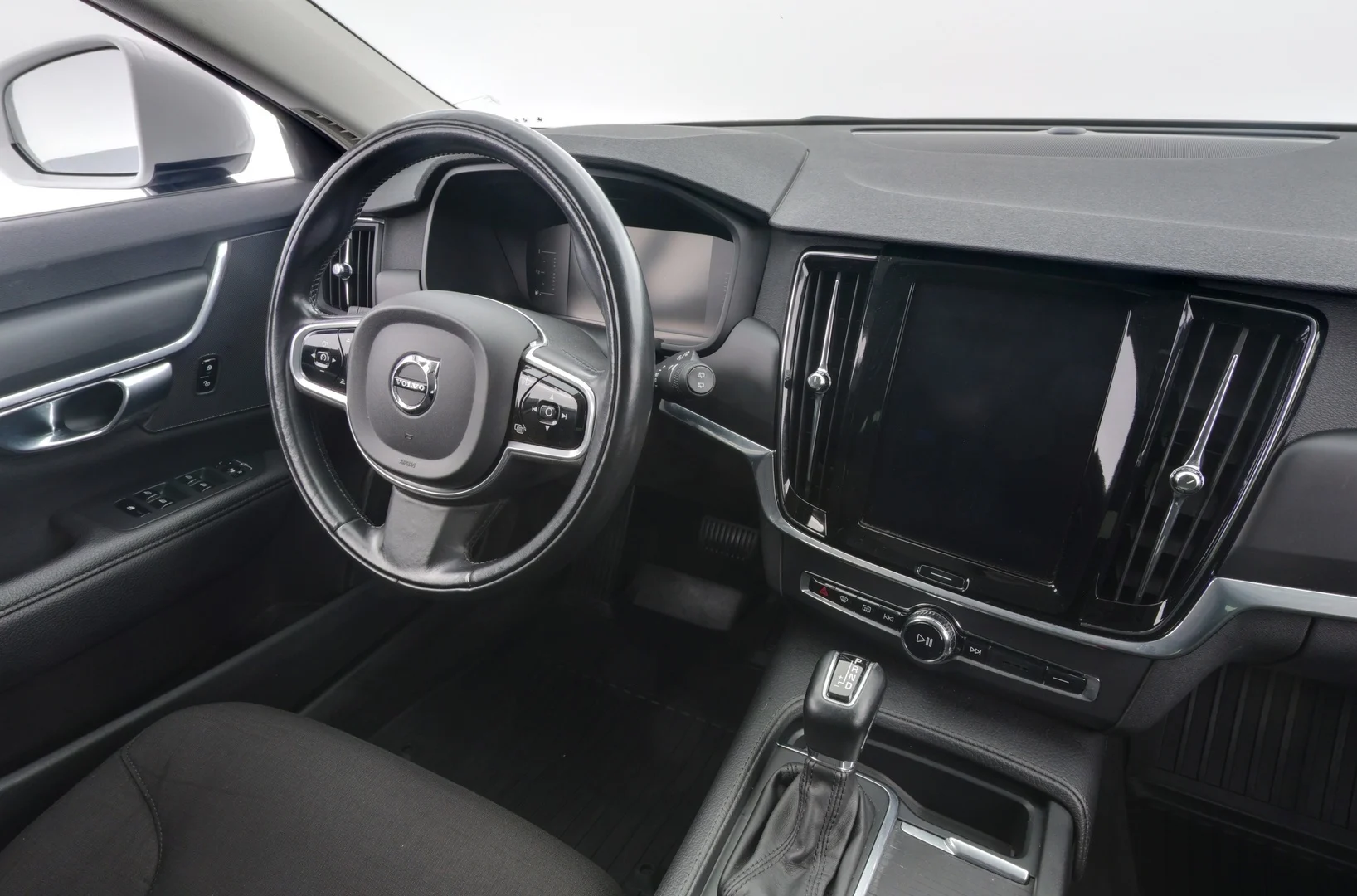 Car Image - 1HOfpagHeVgC2nFP8Ia9ur