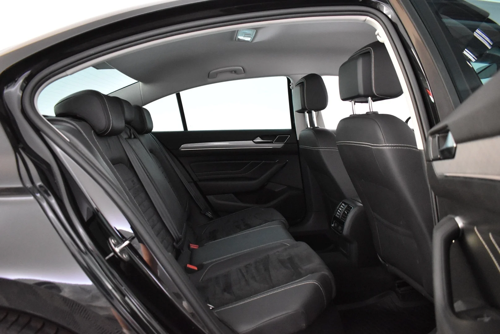 Car Image - 7otRxRdwcsmQVJjqQClKUq