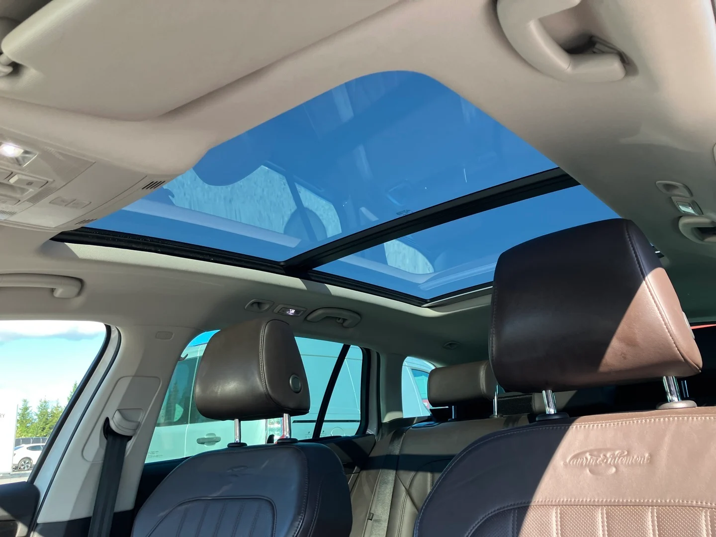 Car Image - 4hNXjN26s81Jkin515h8XD