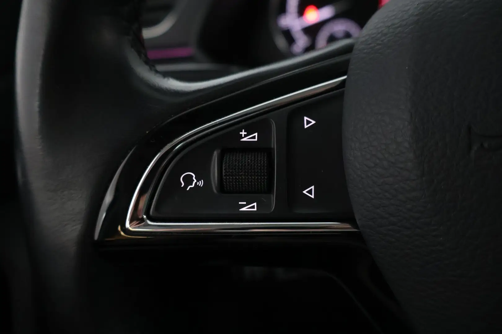 Car Image - 2BP3mRDqH9qXlcAxtzkCCa