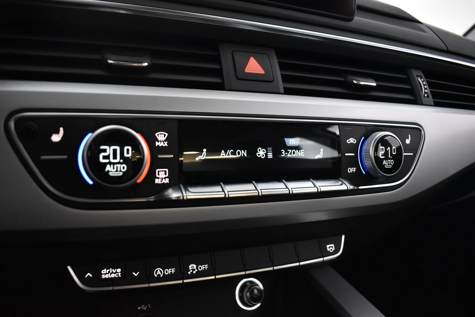 Car Image - 52gKKVGdm4ulDCVF41dg7t