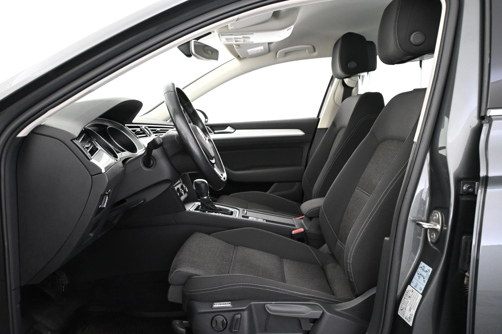 Car Image - ZahmXR6Jzk2jeiBbdpvvS