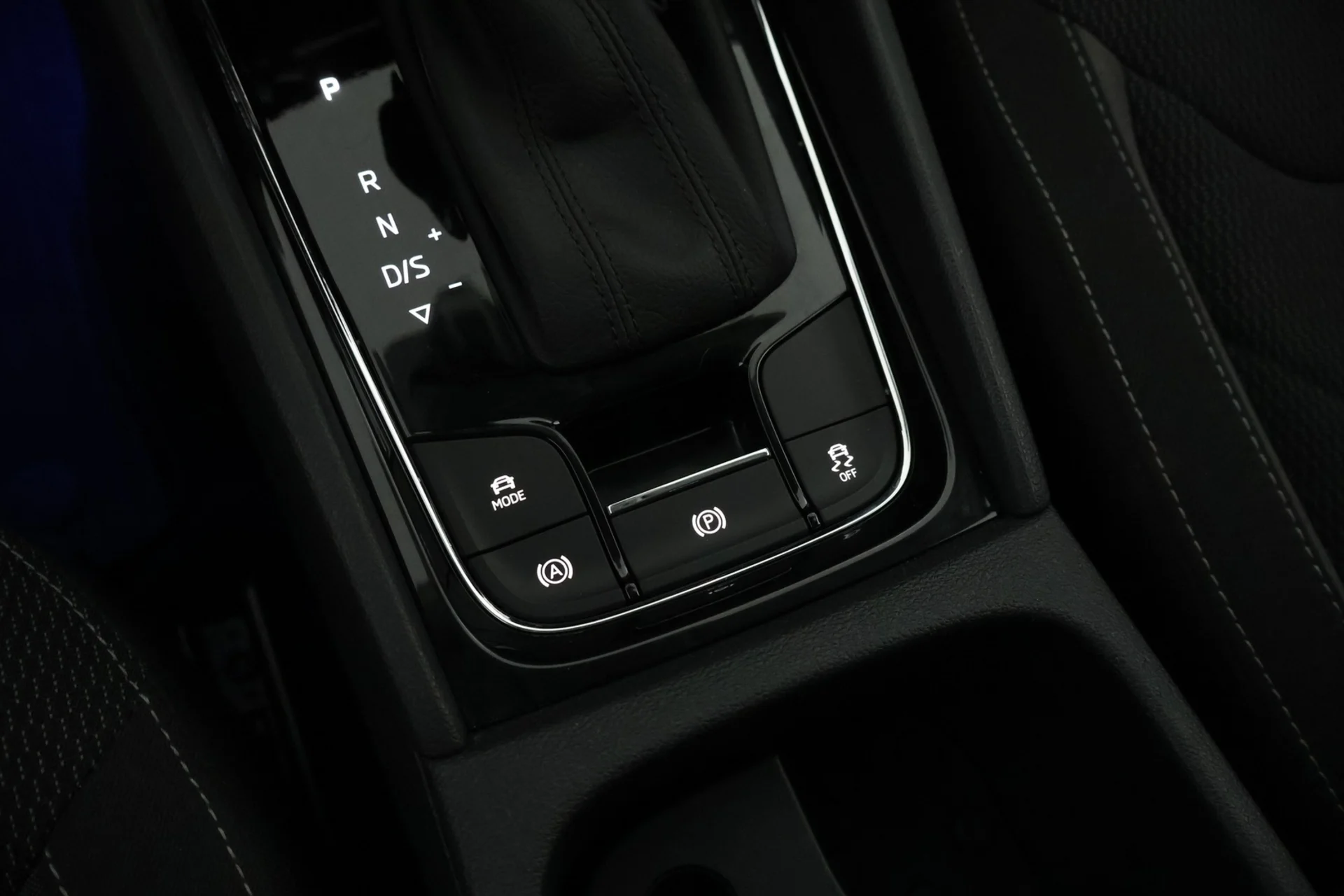 Car Image - 1ZaSqqLj9dmPGvbG4FlckW