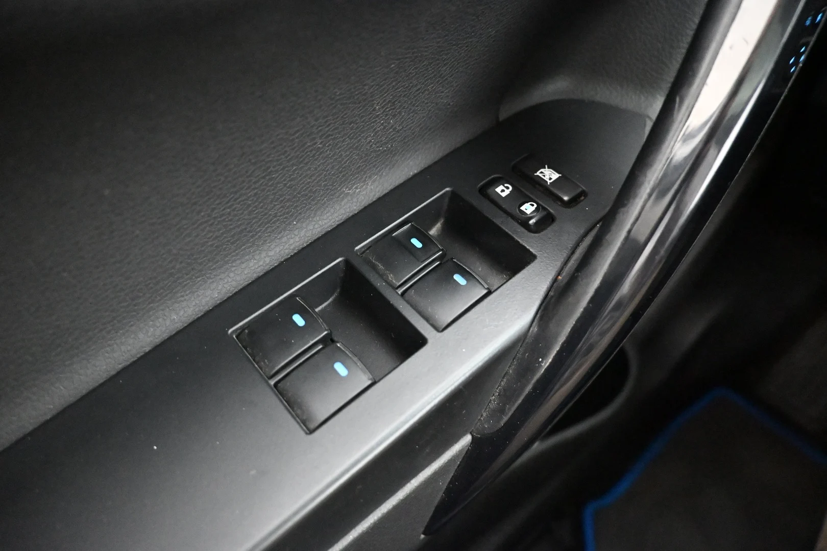 Car Image - 7rS3YzG52WR56eX1d587LI
