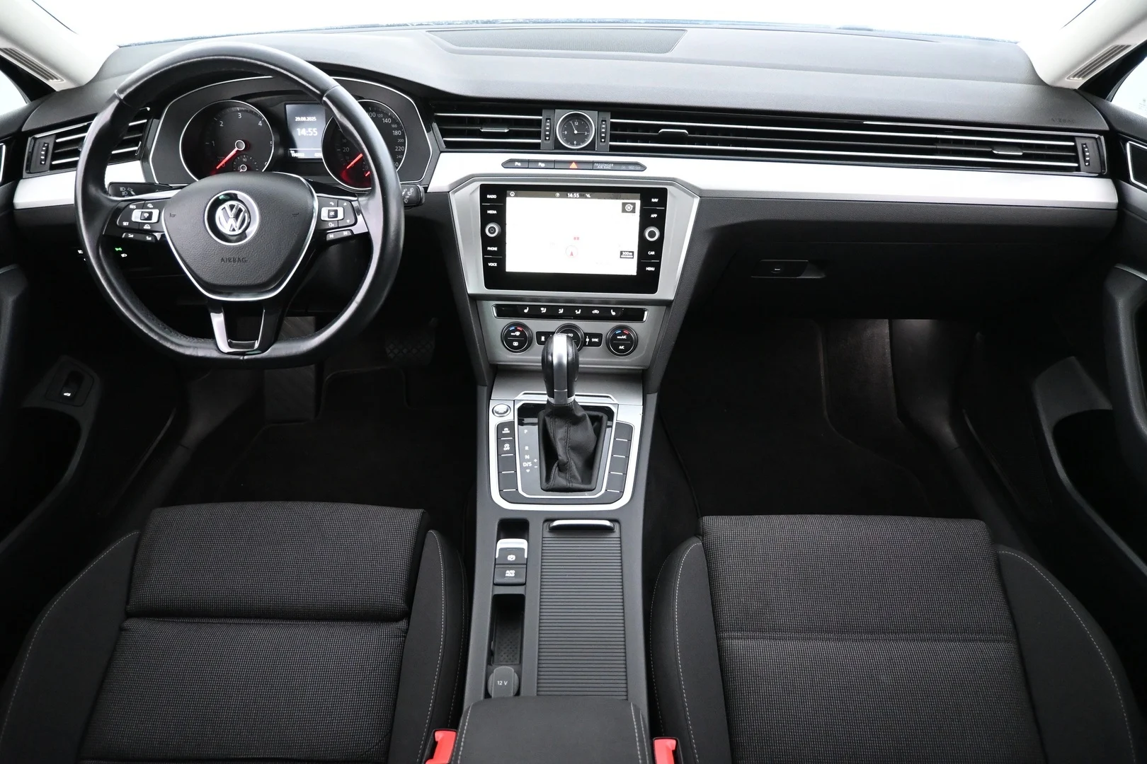 Car Image - 544Fyd8LEkIzxKFrnV8Z8q