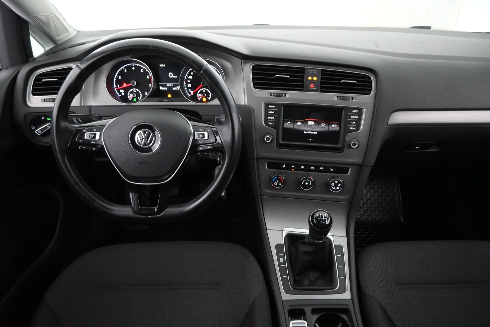 Car Image - 5cBbiYOCUp0A7VdWyXnrcr