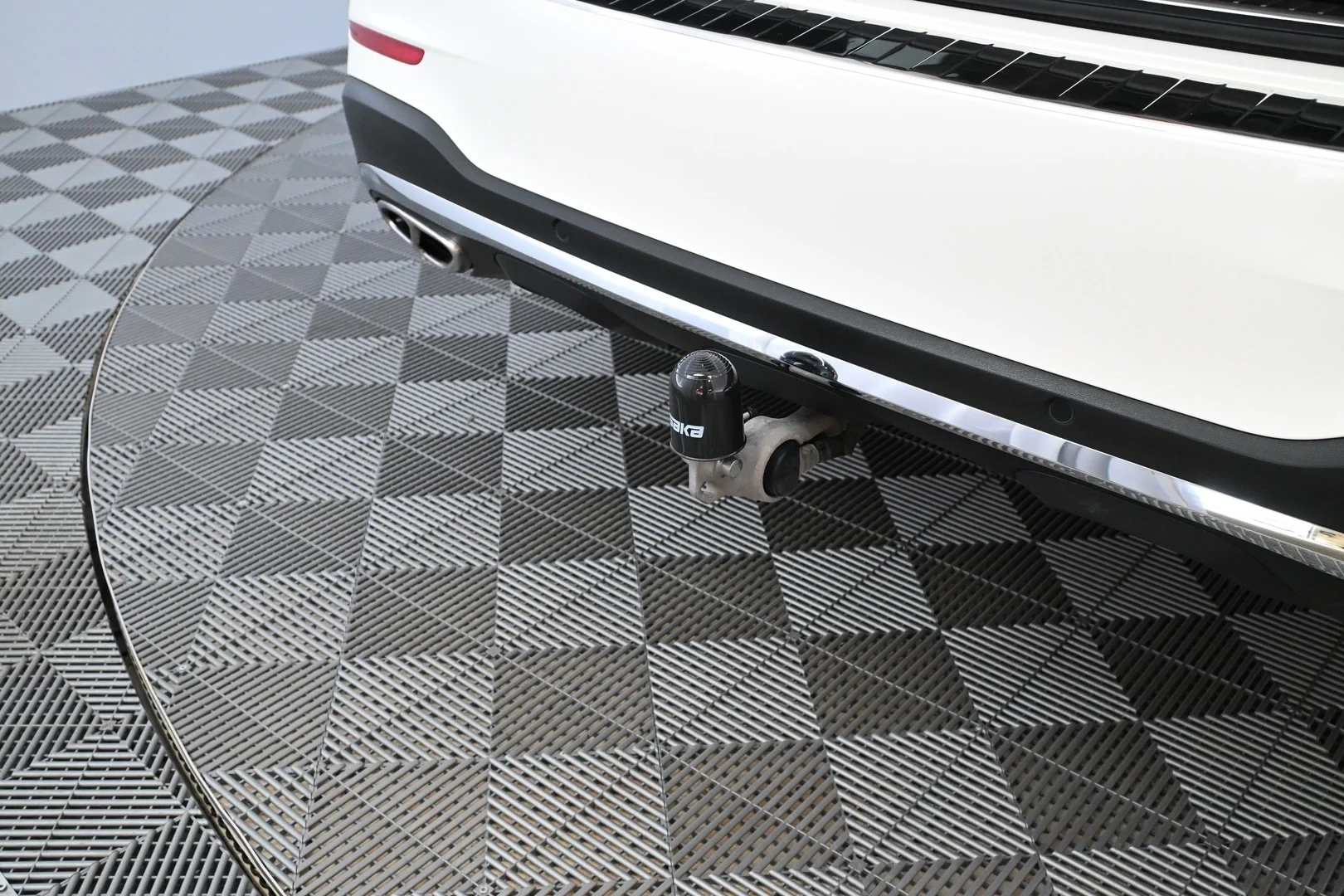 Car Image - 39Z8ZtnrqvCVq9gkvZz69k