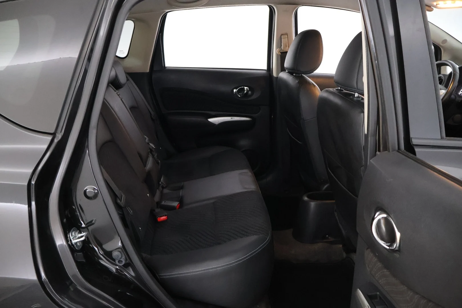 Car Image - 4U9nYQCh2awrerHmNPuAOz