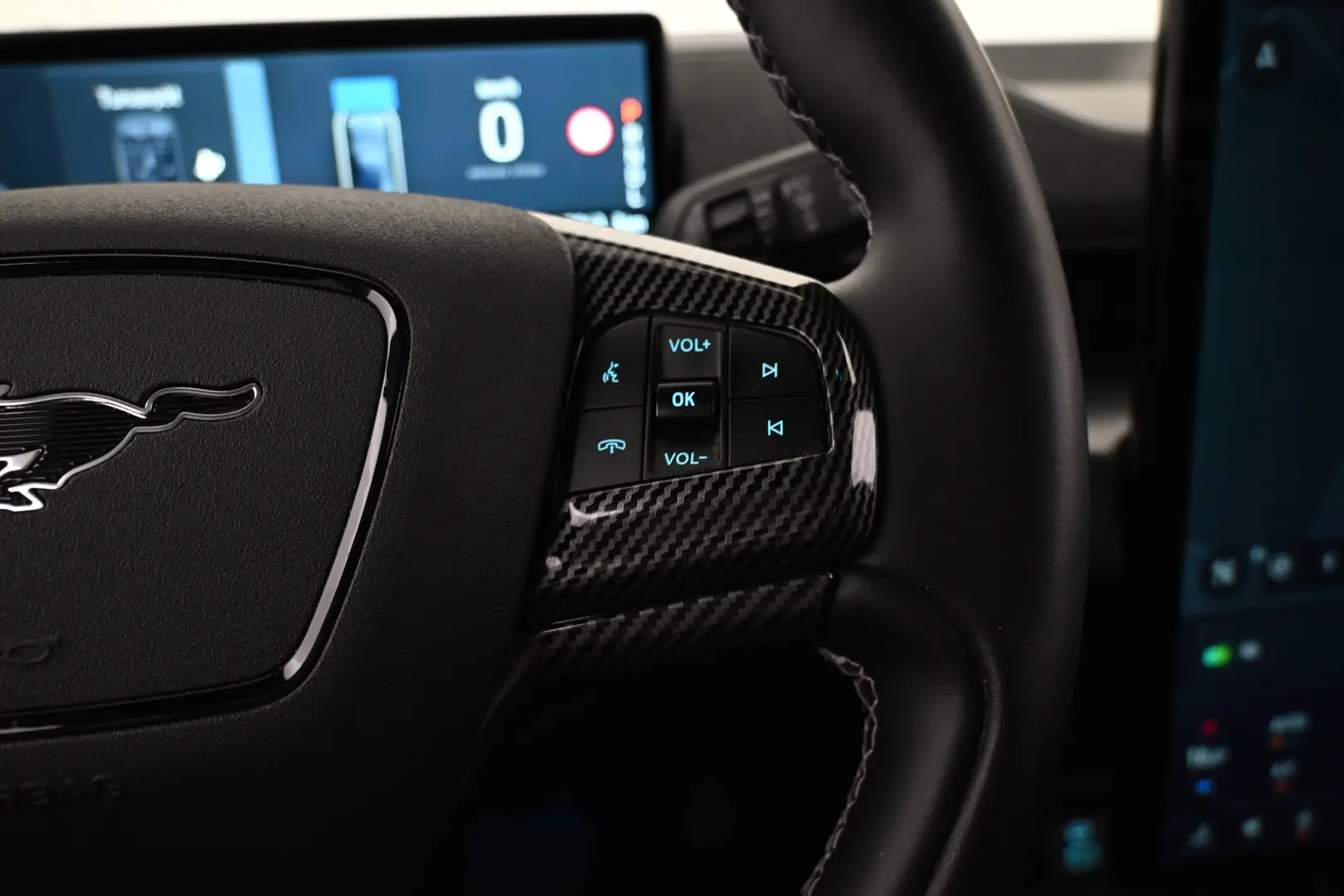 Car Image - 54tX0KdNhU8YDXjLTtqMkI