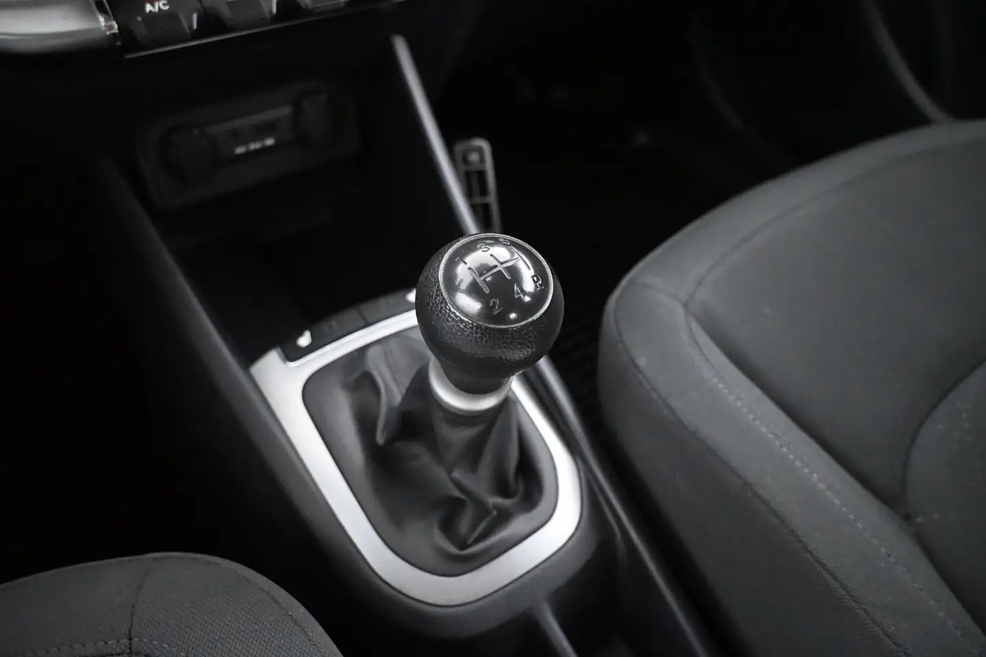 Car Image - 2mYIZjvMkQYp3XjM5w3gtI