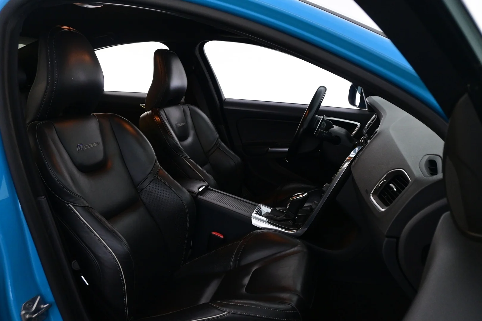 Car Image - 1FXBA6komp0abiQGJRGC3i
