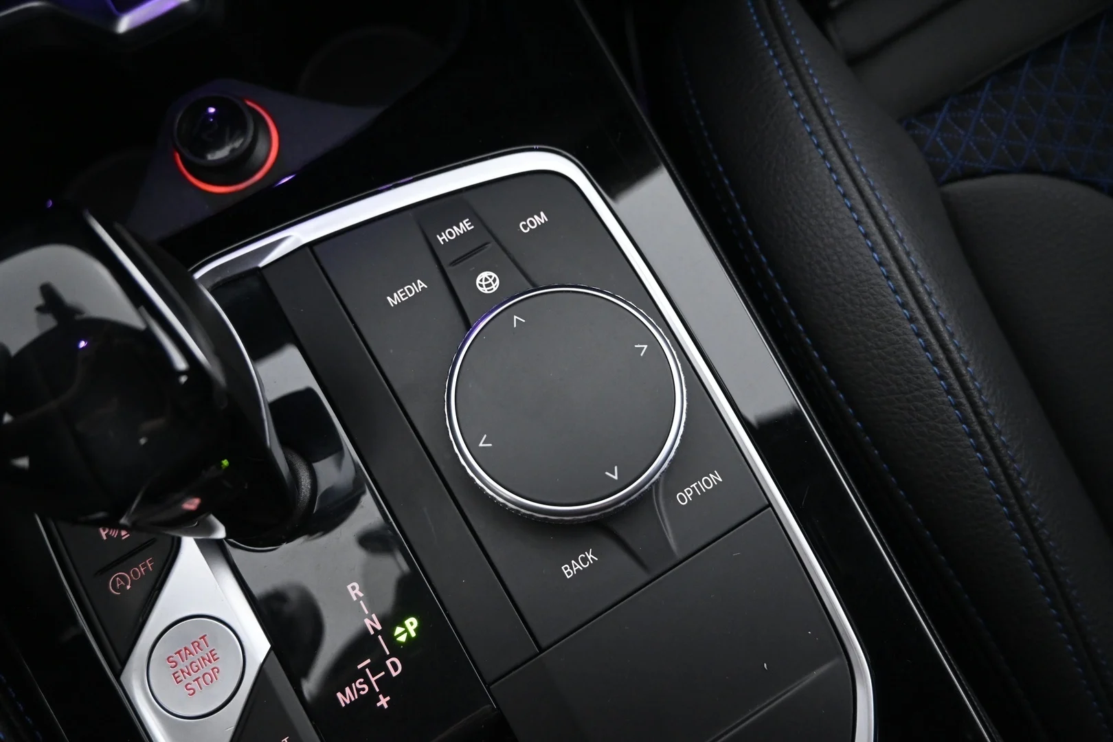 Car Image - 2tPVJz7hx9YX3kQhoRIDI2