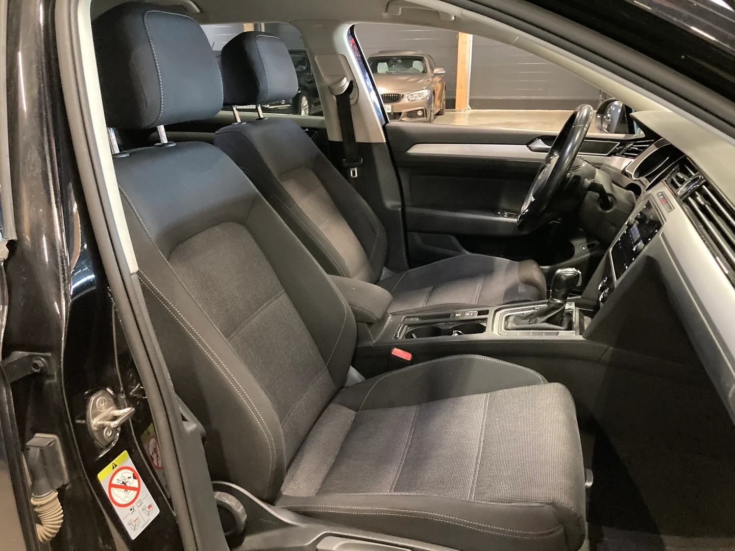 Car Image - 1hdjWm7kTYyUF1vHmXqQly
