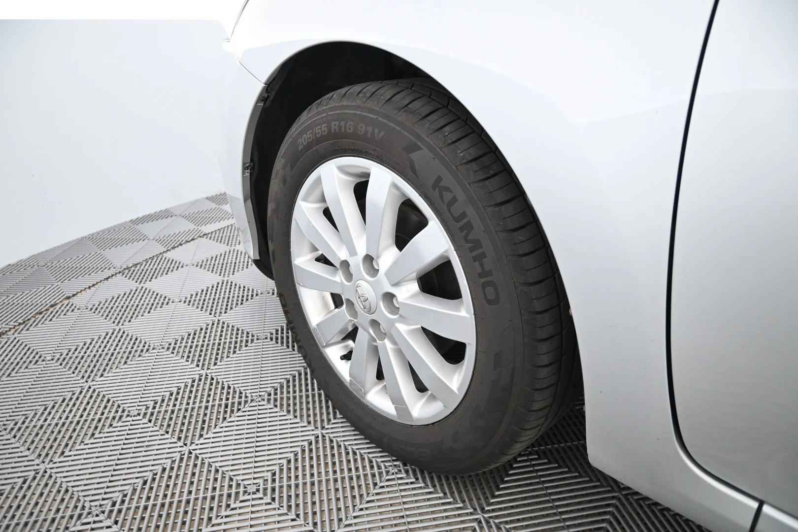 Car Image - 7jQ9K7ctaxWf2o7Me4kcw2