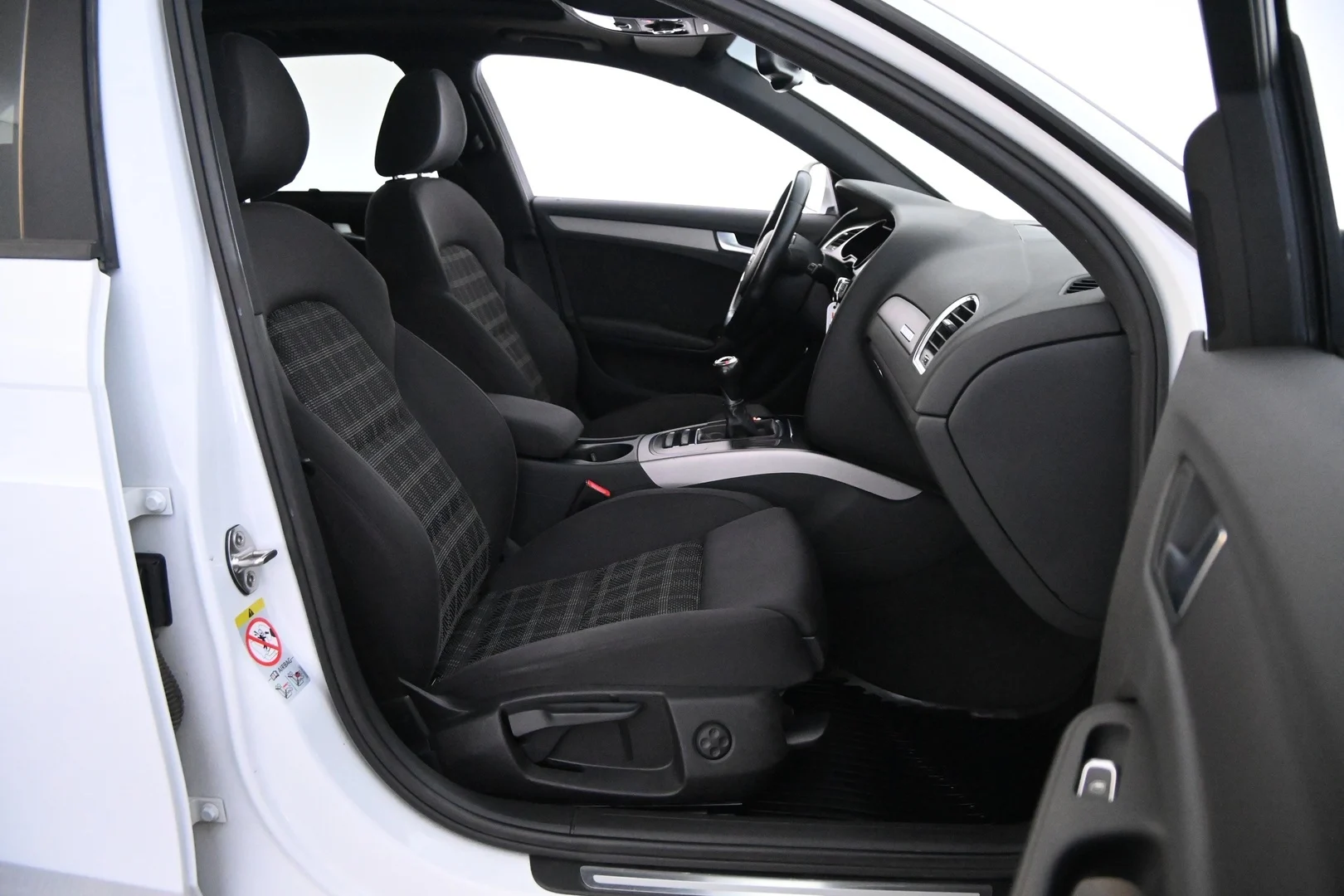 Car Image - 7xVWOFToPSLzoKzYMGRqww