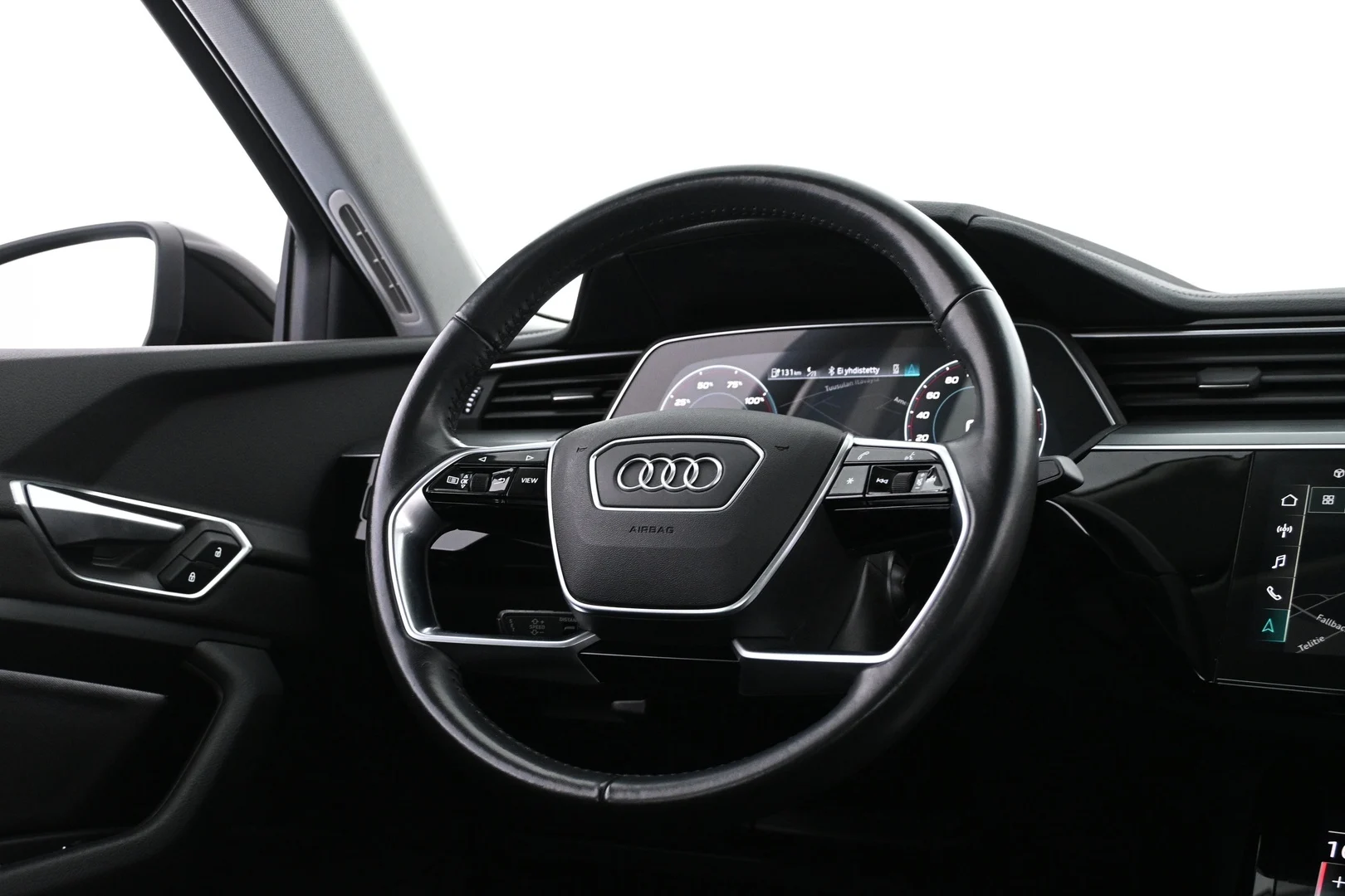 Car Image - 6llDr0O4cYsOYegXKb1o3O