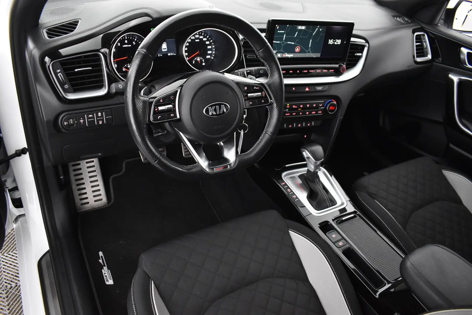 Car Image - 1NjVddsVdvfwiN3dbEWztP