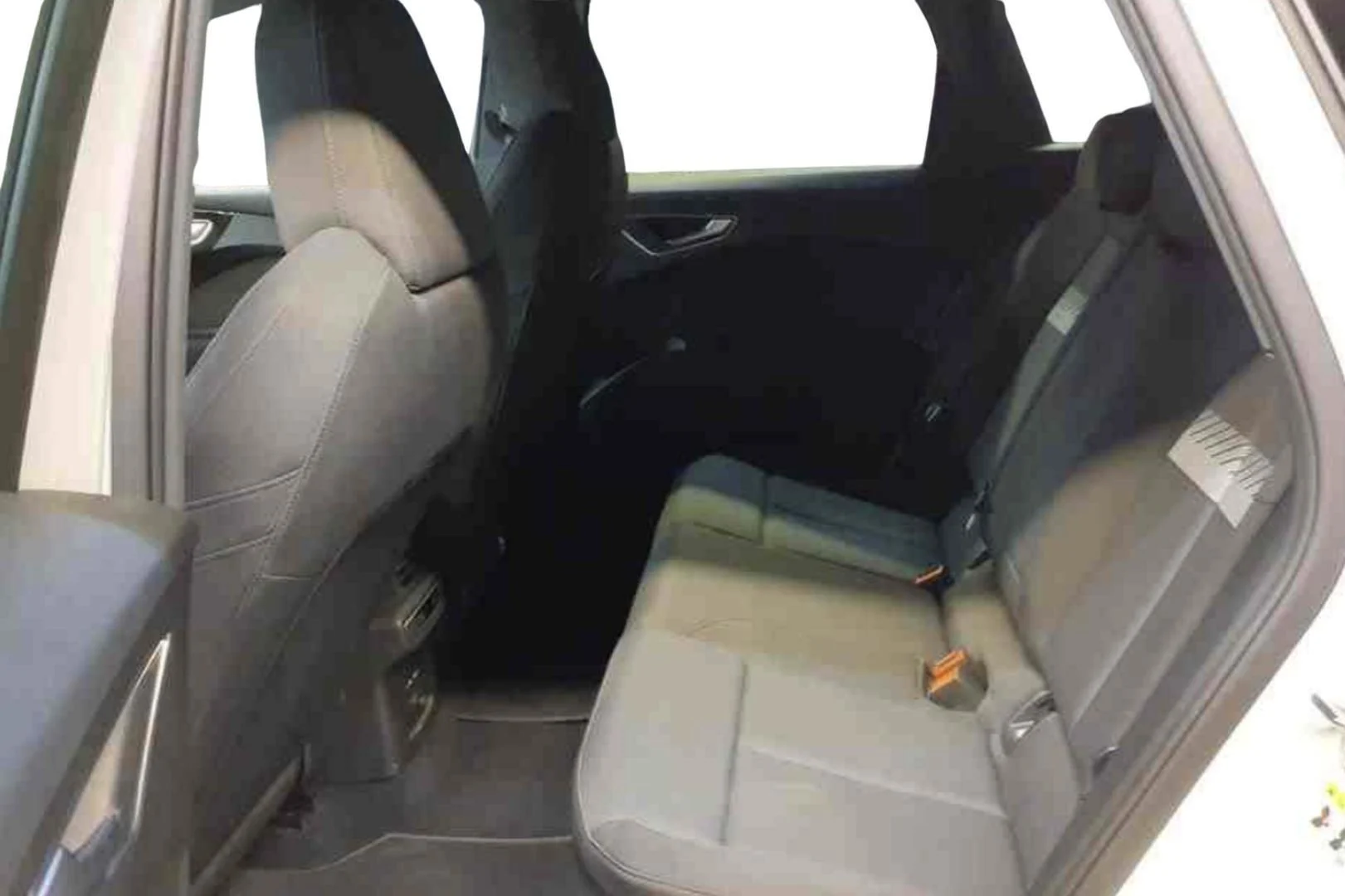 Car Image - 7oLyX1UU51z2kzdOlN3izd