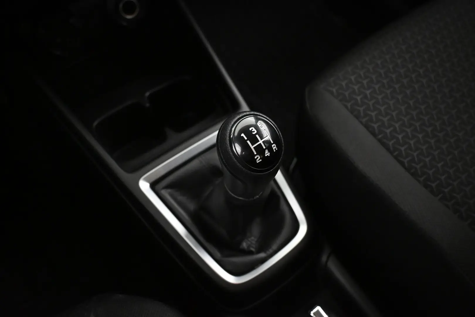 Car Image - 5wceKbxtxAlvyMLo2duot9
