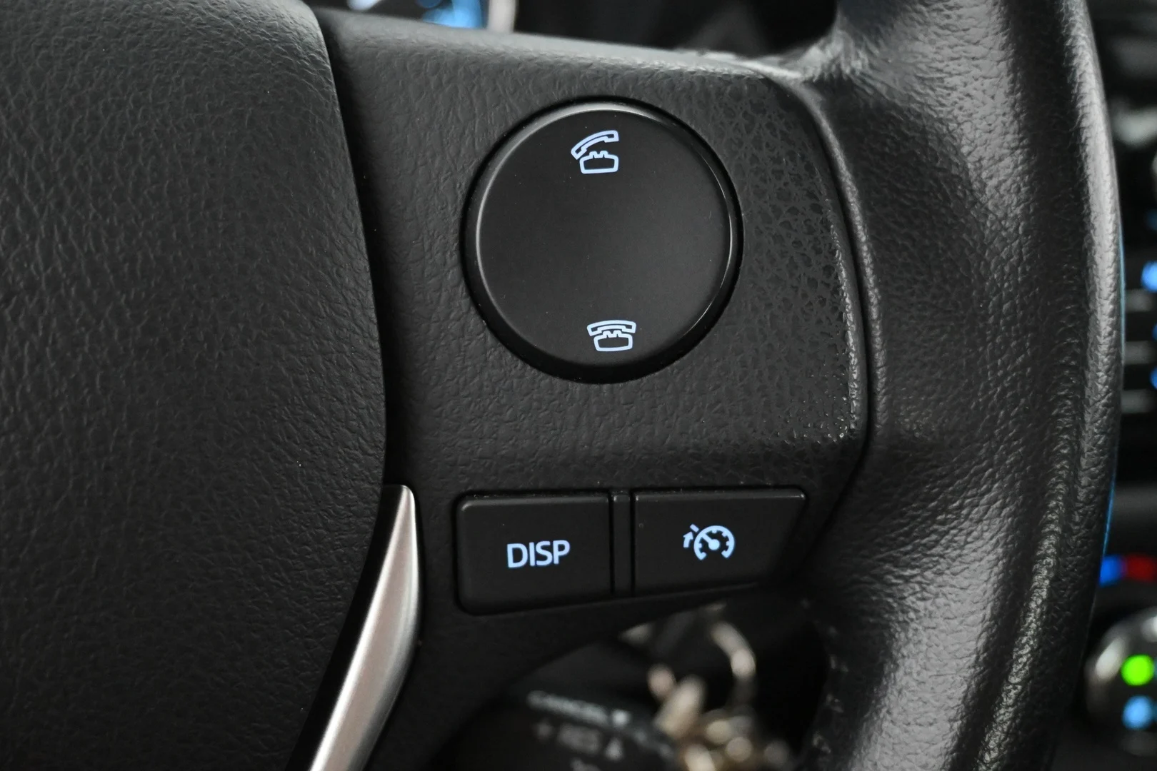 Car Image - 760EdOZdbvPjGBcDzxnoob