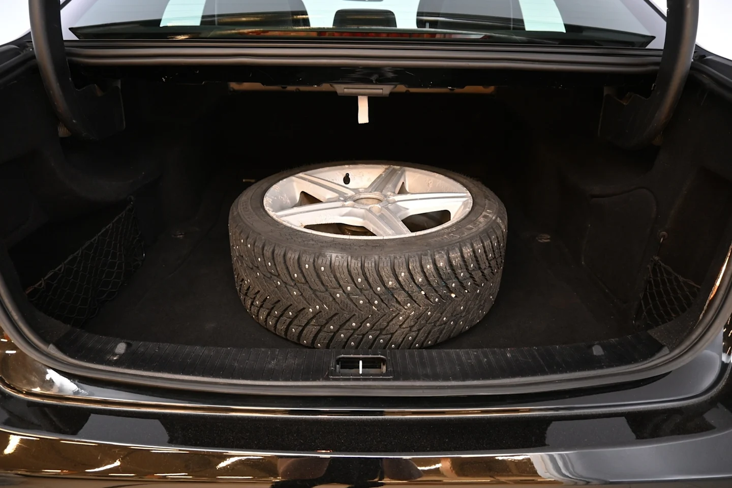 Car Image - 7EVBmiAbRKmq3o8mhpK9hx