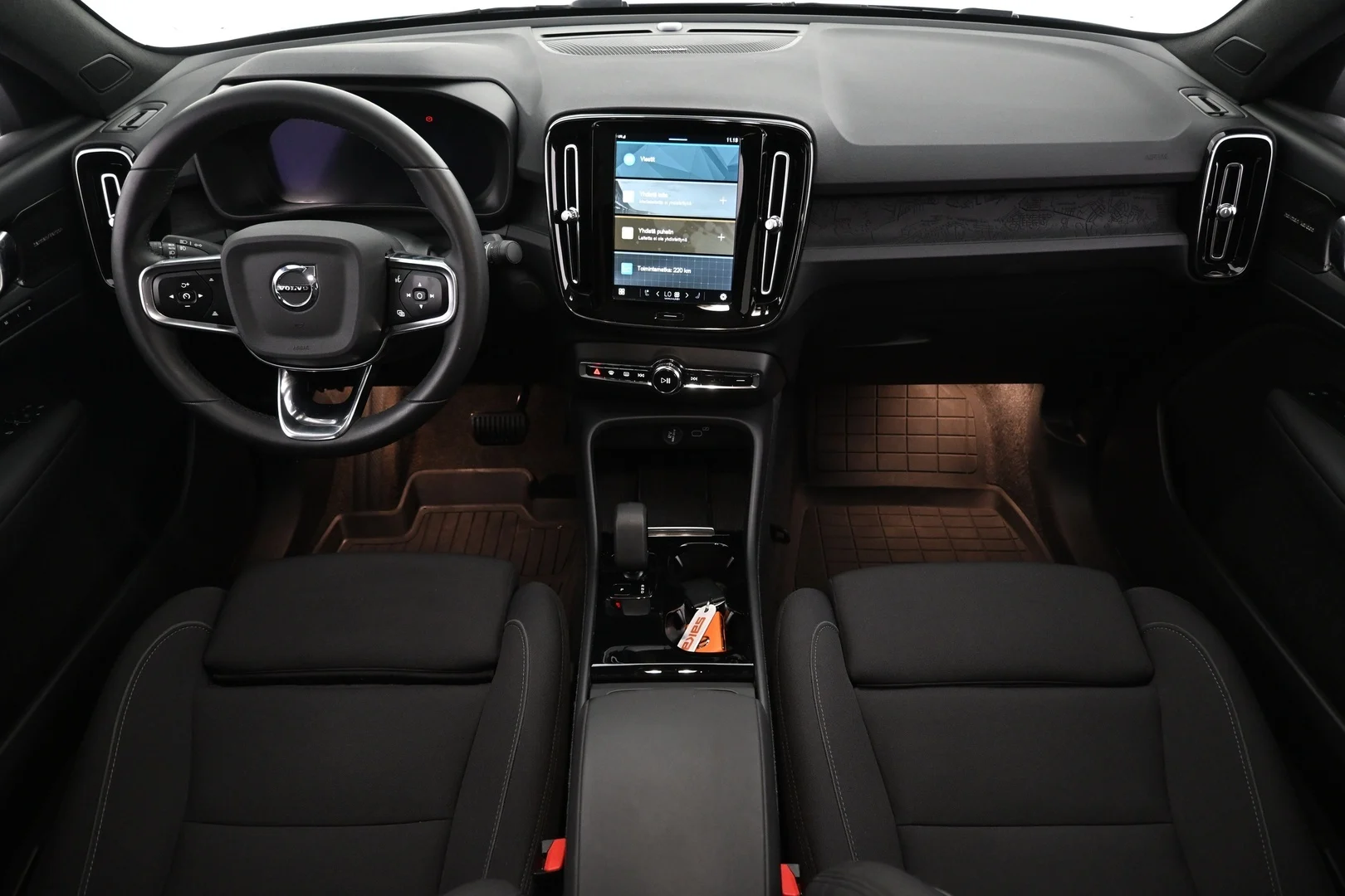 Car Image - 2Fq7pjzBDqK8hvSFD43VZ0