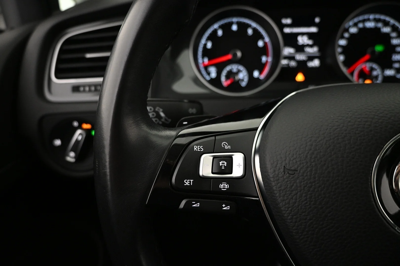 Car Image - 5iYh0U3Akij0GPeJuApsk3