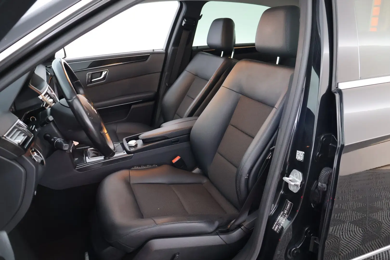 Car Image - 17skVpCT7MZ7DTuYORSpkM