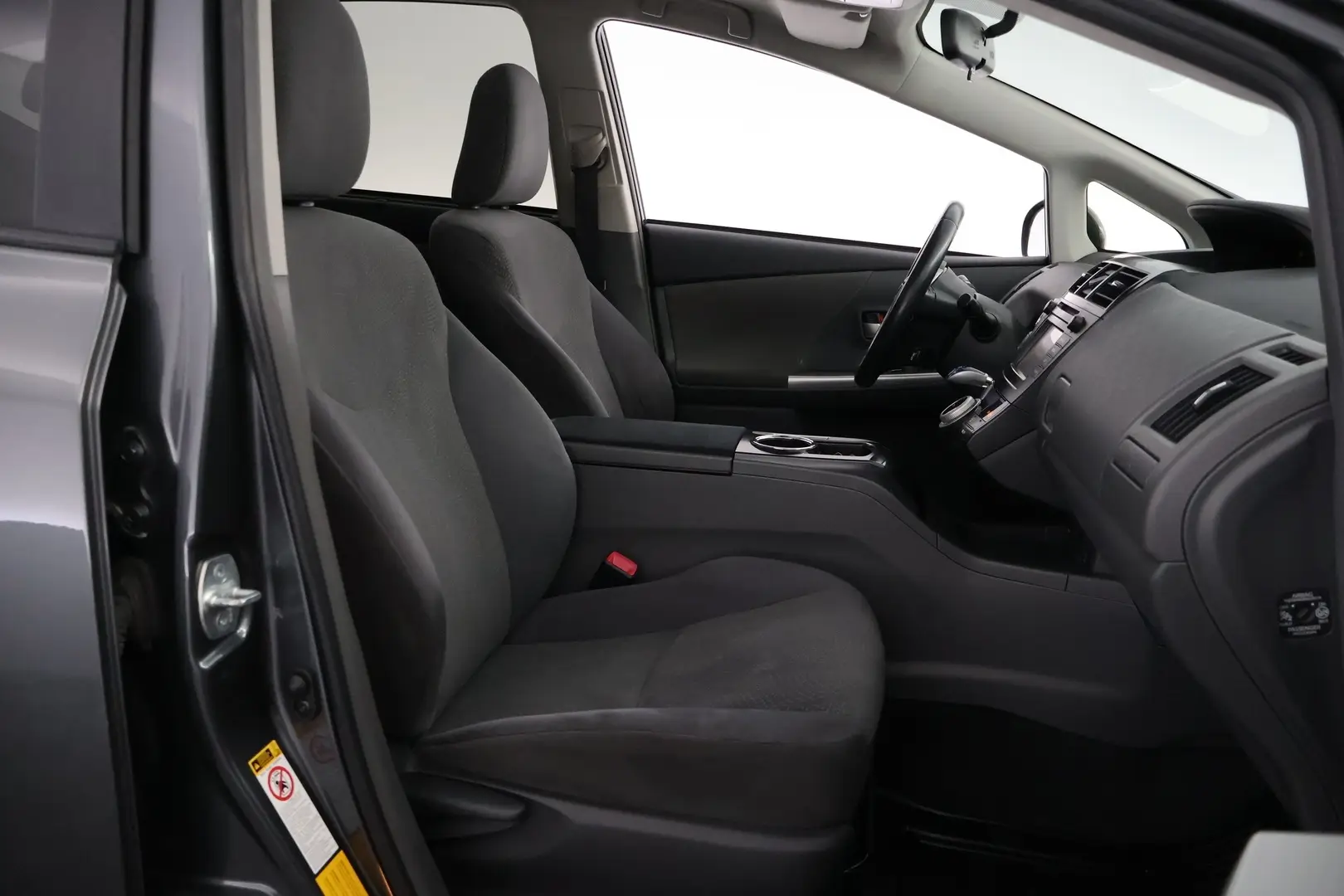 Car Image - 2dV6DE9YinxtHHo5NMhbWR