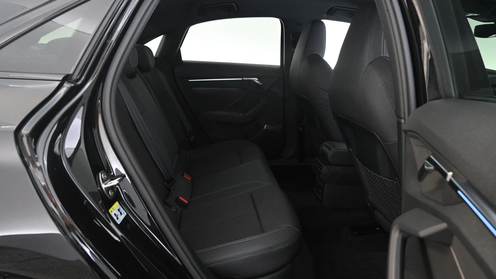 Car Image - W4jTmISOicVvcuQDXZ37T
