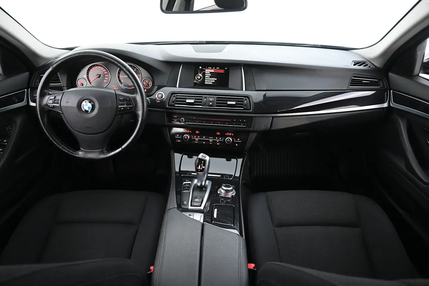 Car Image - 1u9MWJVRfTEb78Ipej3wOb