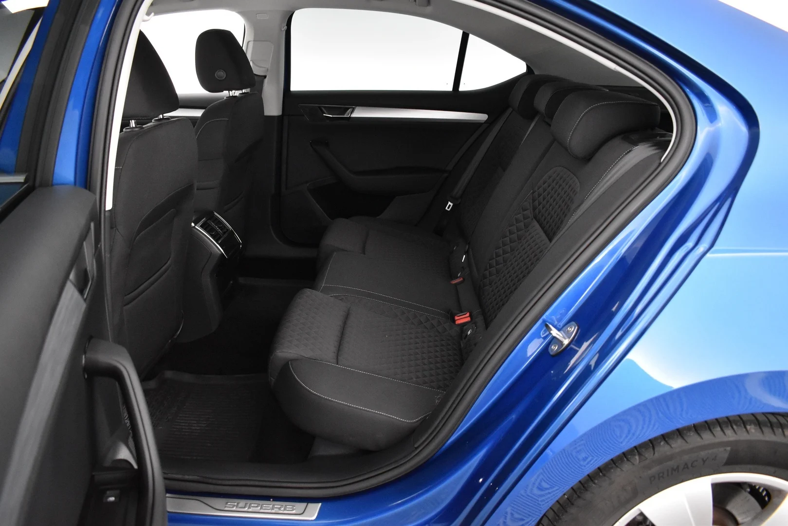 Car Image - FAcisVqUUta3EkMVpNmS4