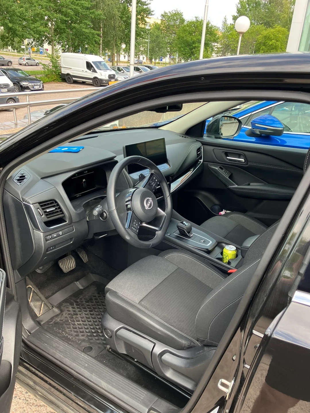 Car Image - 2KJAb9tVZa44vPqeMDFoNW