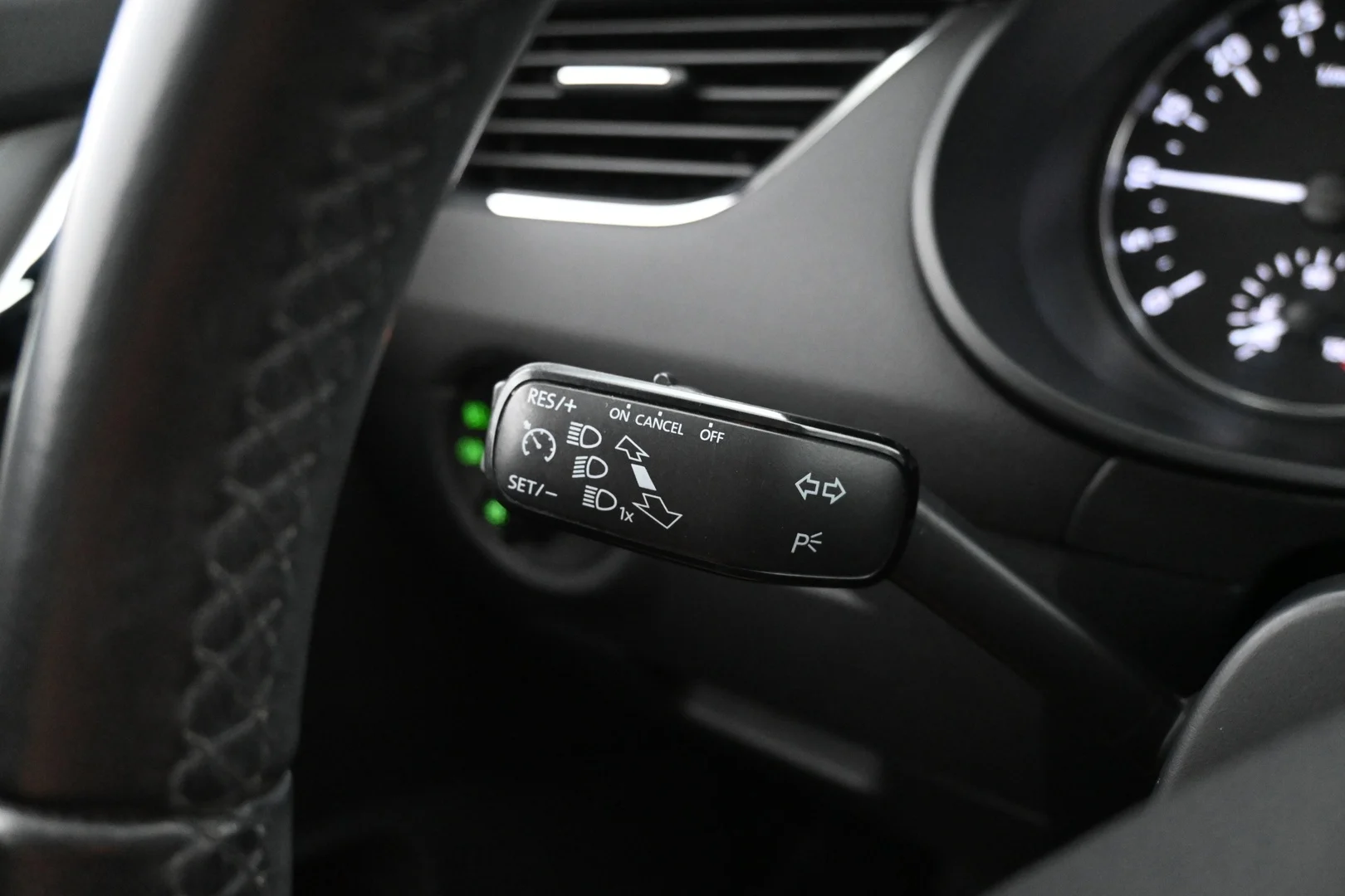 Car Image - 6jaovG4p7DzsQFxqEnS5Js