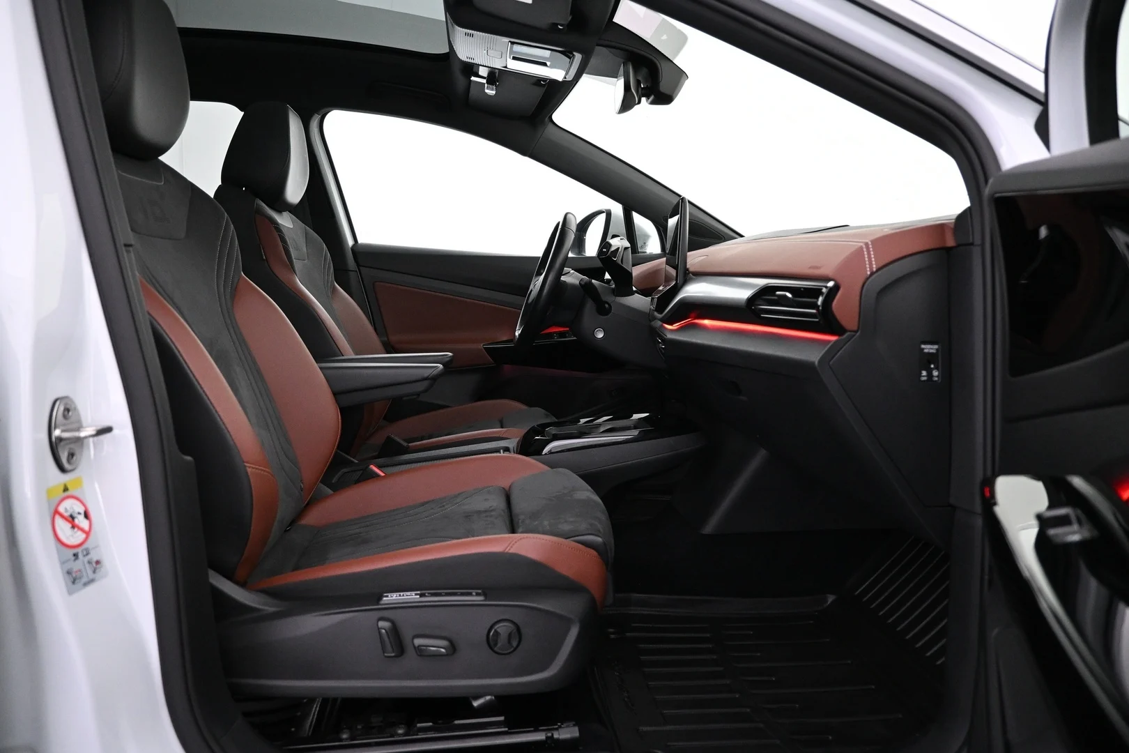 Car Image - 5XfiL0KQWB8BNWXf4b5kQ5