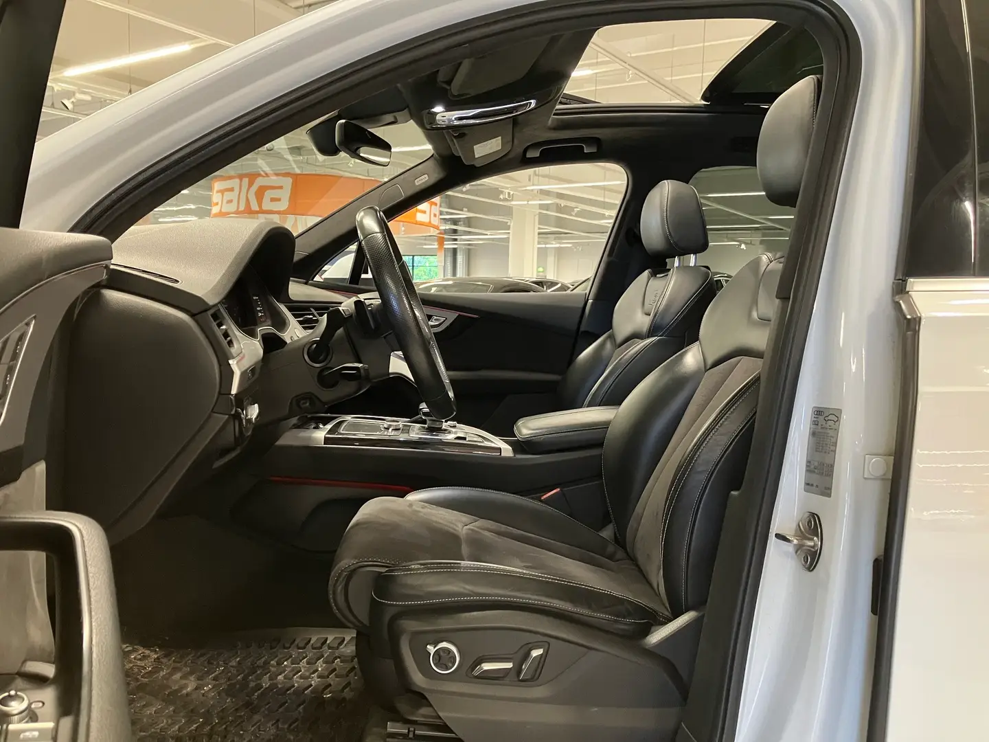 Car Image - 5s22jtsmKc77Hkp82TfX9b