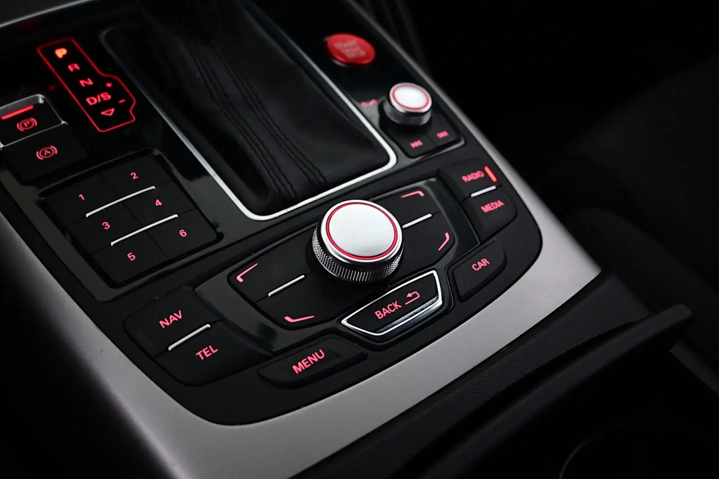 Car Image - 5fEyxNKBZ3o1Ebz3iD7k3B