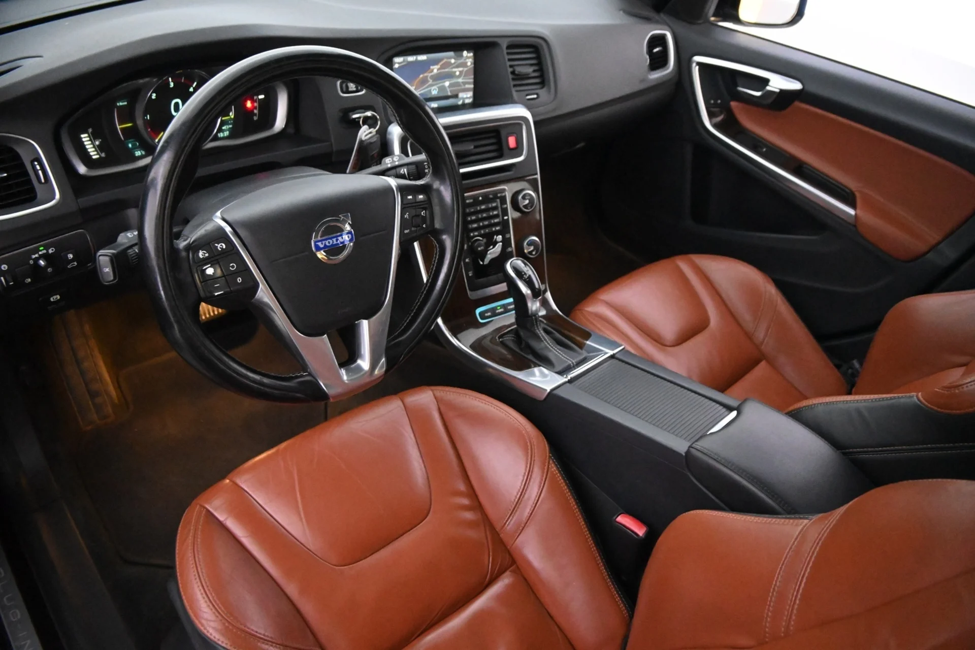 Car Image - 7uHthGtySFWjzgeGJTLOfK